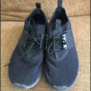 Nike sock fit runners size 9